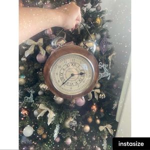 Vintage Clock. Works perfectly.